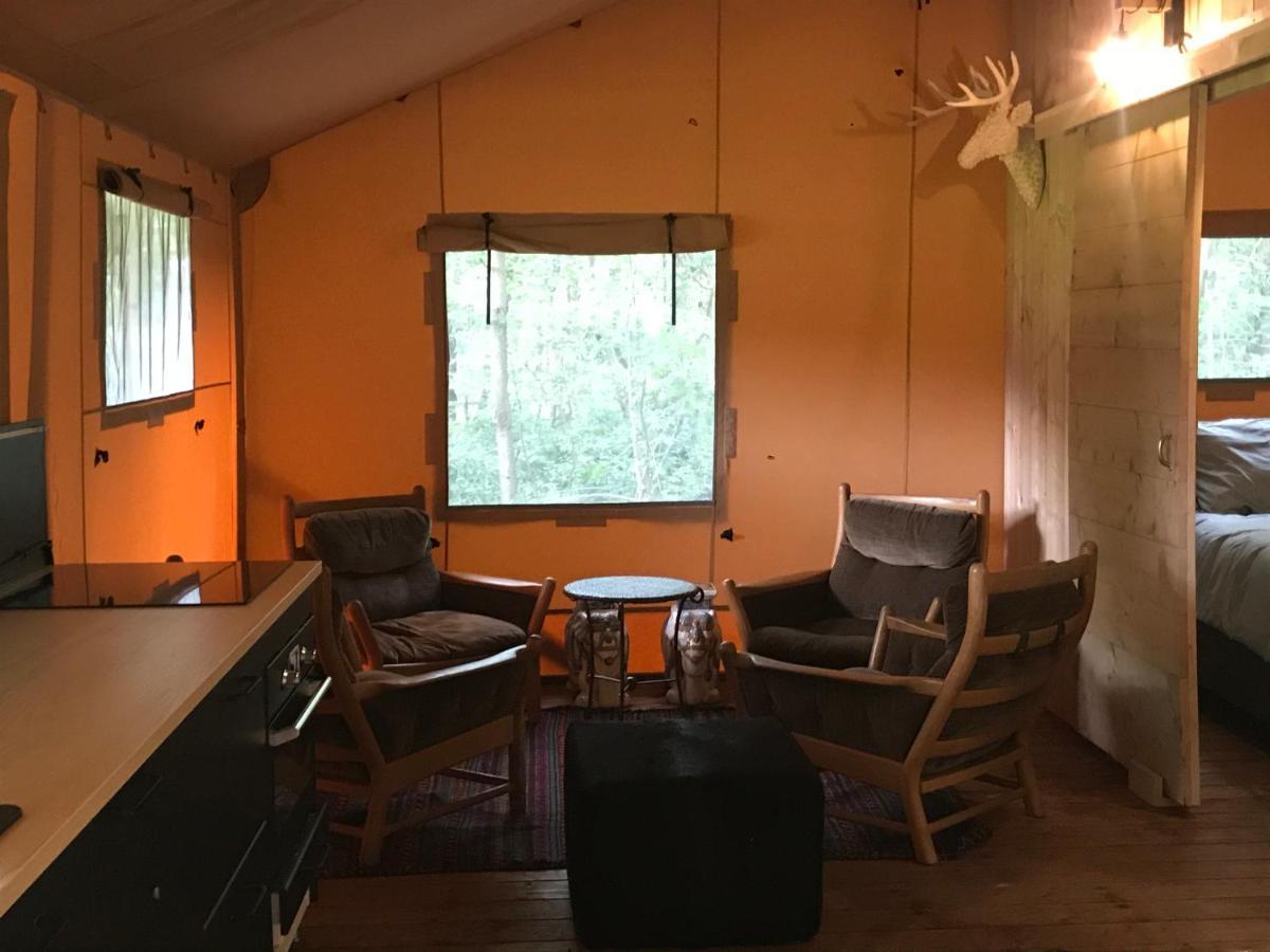 De Swaenhoeve Zoersel Bagian luar foto