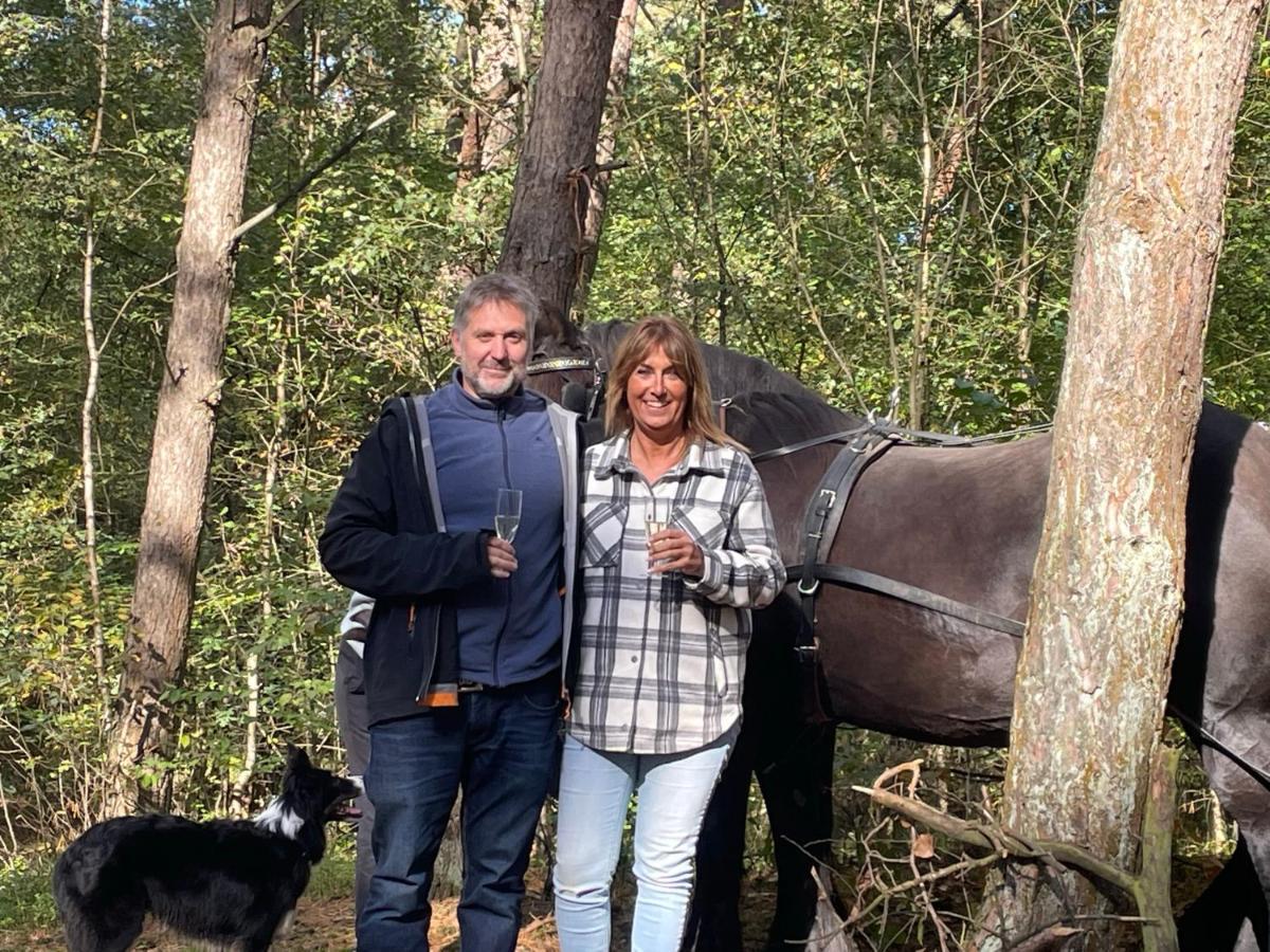 De Swaenhoeve Zoersel Bagian luar foto